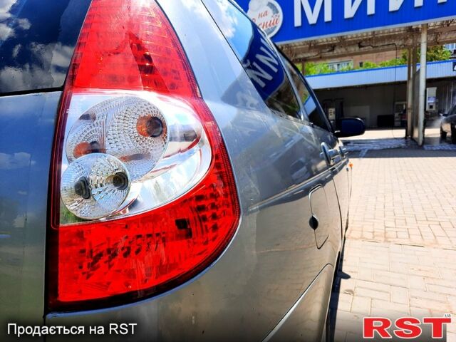 Серый ВАЗ Priora, объемом двигателя 1.6 л и пробегом 0 тыс. км за 3100 $, фото 3 на Automoto.ua