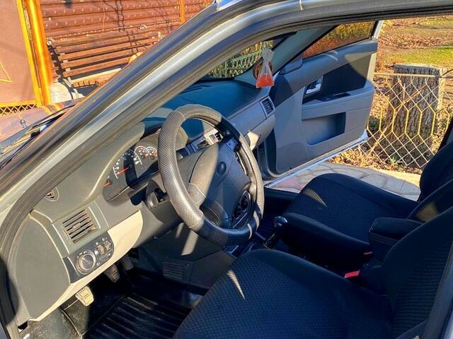 Серый ВАЗ Priora, объемом двигателя 1.6 л и пробегом 150 тыс. км за 3700 $, фото 8 на Automoto.ua