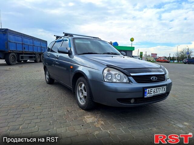 Серый ВАЗ Priora, объемом двигателя 1.6 л и пробегом 254 тыс. км за 3100 $, фото 1 на Automoto.ua