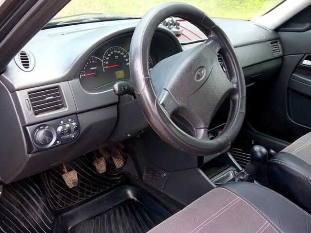 Серый ВАЗ Priora, объемом двигателя 1.6 л и пробегом 85 тыс. км за 4500 $, фото 6 на Automoto.ua