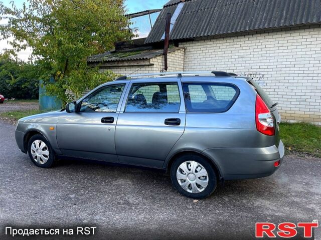 Серый ВАЗ Priora, объемом двигателя 1.6 л и пробегом 93 тыс. км за 2999 $, фото 2 на Automoto.ua