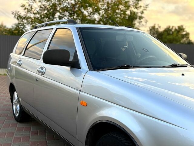 Серый ВАЗ Priora, объемом двигателя 1.6 л и пробегом 158 тыс. км за 3250 $, фото 4 на Automoto.ua
