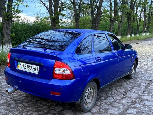 Синий ВАЗ Priora, объемом двигателя 1.6 л и пробегом 162 тыс. км за 2450 $, фото 1 на Automoto.ua