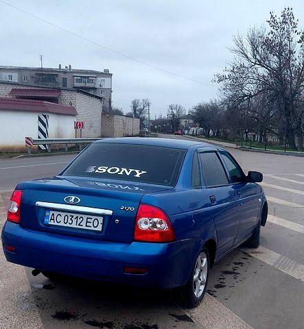 Синій ВАЗ Priora, об'ємом двигуна 1.6 л та пробігом 98 тис. км за 2199 $, фото 3 на Automoto.ua