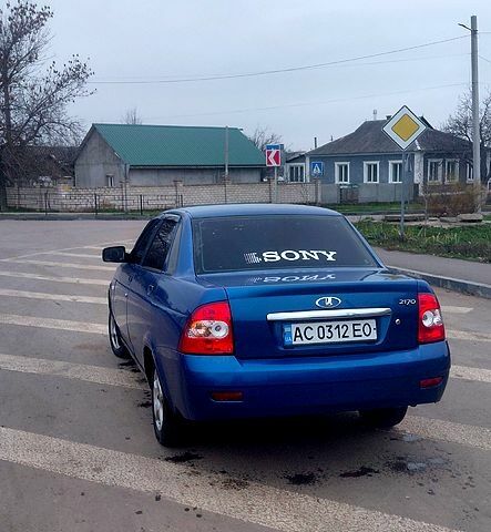 Синій ВАЗ Priora, об'ємом двигуна 1.6 л та пробігом 98 тис. км за 2199 $, фото 4 на Automoto.ua