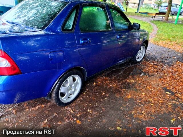 Синий ВАЗ Priora, объемом двигателя 1.6 л и пробегом 177 тыс. км за 1650 $, фото 1 на Automoto.ua