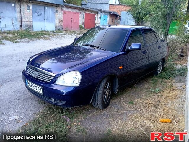 Синий ВАЗ Priora, объемом двигателя 1.6 л и пробегом 191 тыс. км за 1990 $, фото 1 на Automoto.ua