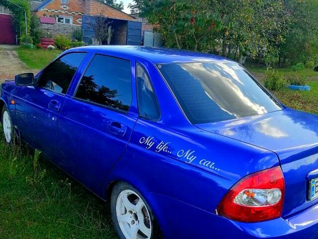 Синий ВАЗ Priora, объемом двигателя 1.6 л и пробегом 196 тыс. км за 2800 $, фото 5 на Automoto.ua
