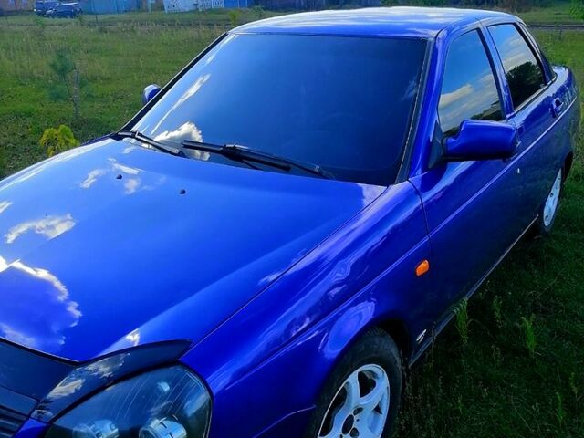 Синий ВАЗ Priora, объемом двигателя 1.6 л и пробегом 196 тыс. км за 2800 $, фото 2 на Automoto.ua