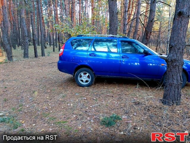 Синій ВАЗ Priora, об'ємом двигуна 1.6 л та пробігом 180 тис. км за 3200 $, фото 8 на Automoto.ua