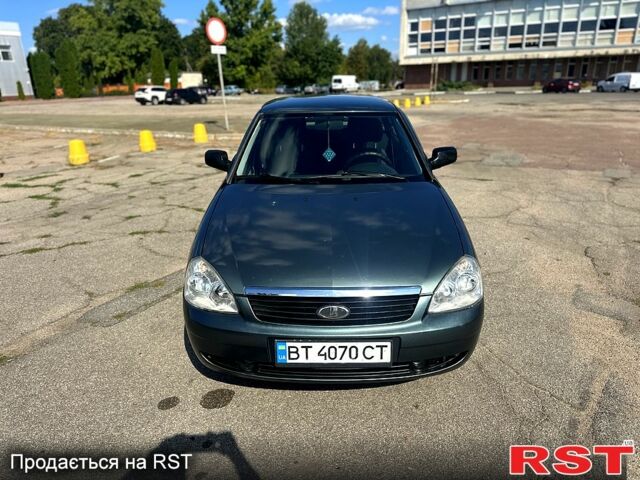 Зеленый ВАЗ Priora, объемом двигателя 1.6 л и пробегом 147 тыс. км за 2300 $, фото 2 на Automoto.ua