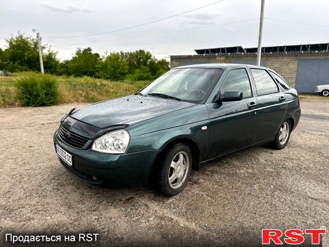 Зелений ВАЗ Priora, об'ємом двигуна 1.6 л та пробігом 125 тис. км за 3199 $, фото 1 на Automoto.ua