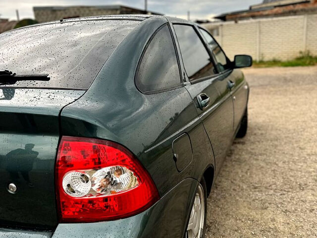 Зелений ВАЗ Priora, об'ємом двигуна 1.6 л та пробігом 125 тис. км за 3199 $, фото 2 на Automoto.ua