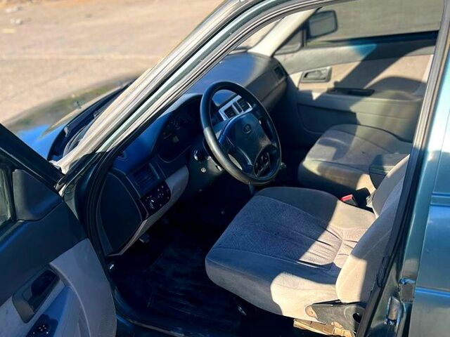 Зеленый ВАЗ Priora, объемом двигателя 1.6 л и пробегом 0 тыс. км за 2000 $, фото 4 на Automoto.ua