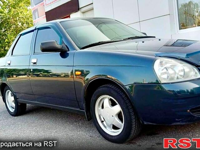 Зелений ВАЗ Priora, об'ємом двигуна 1.6 л та пробігом 178 тис. км за 2750 $, фото 2 на Automoto.ua