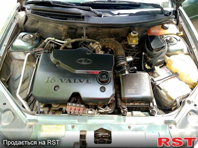 Зеленый ВАЗ Priora, объемом двигателя 1.6 л и пробегом 114 тыс. км за 3600 $, фото 11 на Automoto.ua