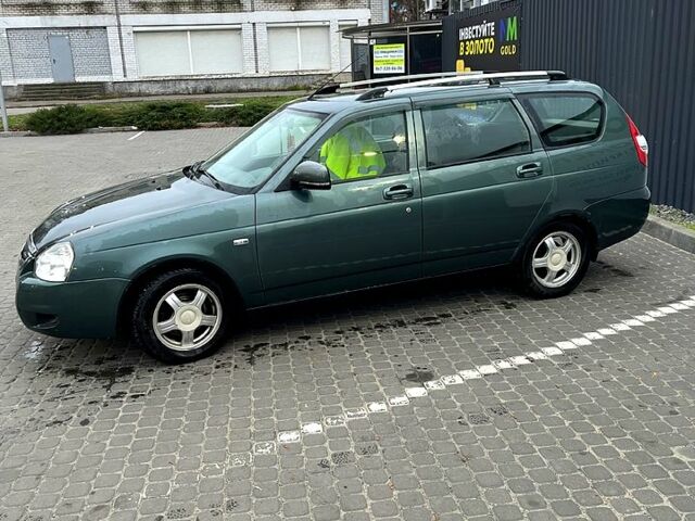 Зеленый ВАЗ Priora, объемом двигателя 1.6 л и пробегом 193 тыс. км за 2800 $, фото 1 на Automoto.ua