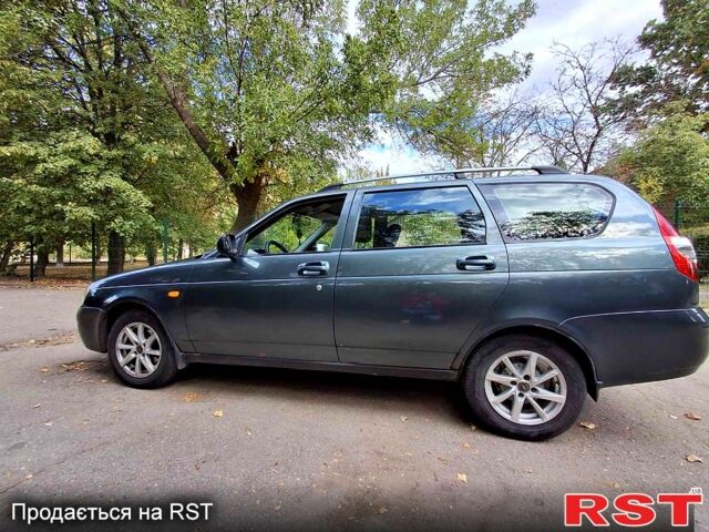 Зеленый ВАЗ Priora, объемом двигателя 1.6 л и пробегом 114 тыс. км за 3600 $, фото 2 на Automoto.ua