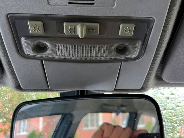 Зеленый ВАЗ Priora, объемом двигателя 1.6 л и пробегом 193 тыс. км за 2800 $, фото 12 на Automoto.ua