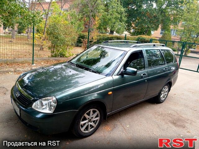 Зеленый ВАЗ Priora, объемом двигателя 1.6 л и пробегом 114 тыс. км за 3600 $, фото 1 на Automoto.ua