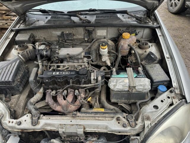 Сірий ВАЗ Революшн, об'ємом двигуна 1.5 л та пробігом 200 тис. км за 800 $, фото 1 на Automoto.ua