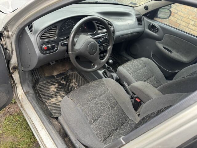 Сірий ВАЗ Революшн, об'ємом двигуна 1.5 л та пробігом 200 тис. км за 800 $, фото 4 на Automoto.ua