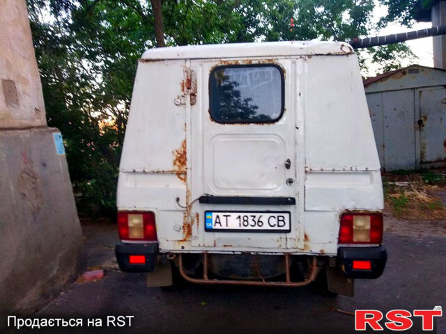 Белый ВАЗ ВИС, объемом двигателя 1.6 л и пробегом 0 тыс. км за 300 $, фото 2 на Automoto.ua
