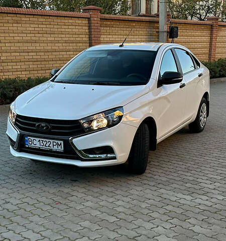 Білий ВАЗ Веста, об'ємом двигуна 1.6 л та пробігом 20 тис. км за 8200 $, фото 2 на Automoto.ua