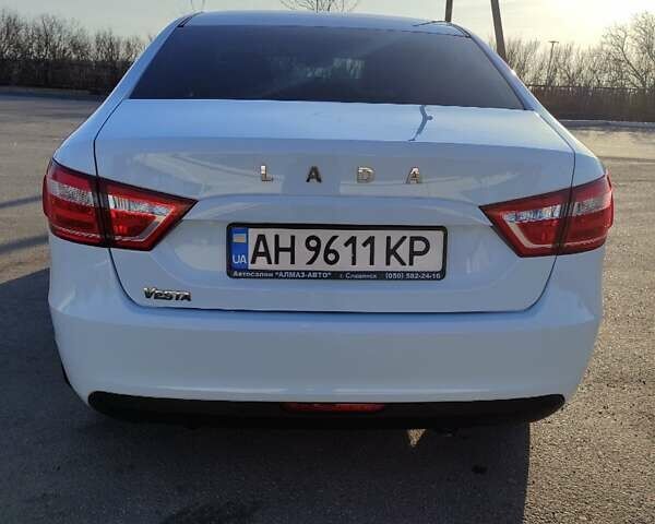 Белый ВАЗ Веста, объемом двигателя 1.6 л и пробегом 24 тыс. км за 9700 $, фото 3 на Automoto.ua