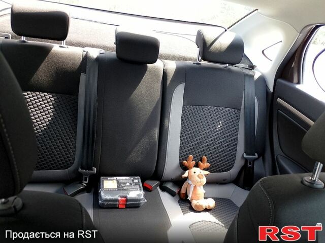 Коричневий ВАЗ Веста, об'ємом двигуна 1.6 л та пробігом 10 тис. км за 8200 $, фото 8 на Automoto.ua