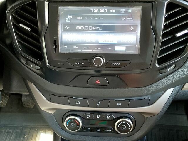 Коричневий ВАЗ Веста, об'ємом двигуна 1.6 л та пробігом 10 тис. км за 8200 $, фото 10 на Automoto.ua