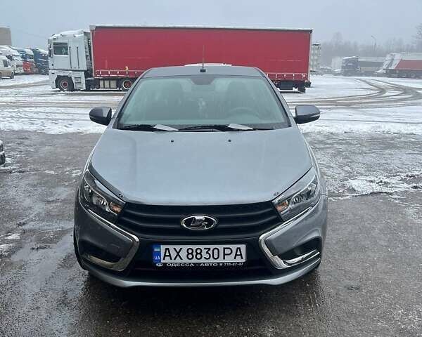 Серый ВАЗ Веста, объемом двигателя 1.6 л и пробегом 8 тыс. км за 8000 $, фото 1 на Automoto.ua