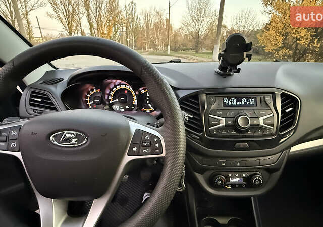 Сірий ВАЗ Веста, об'ємом двигуна 1.6 л та пробігом 42 тис. км за 9800 $, фото 9 на Automoto.ua