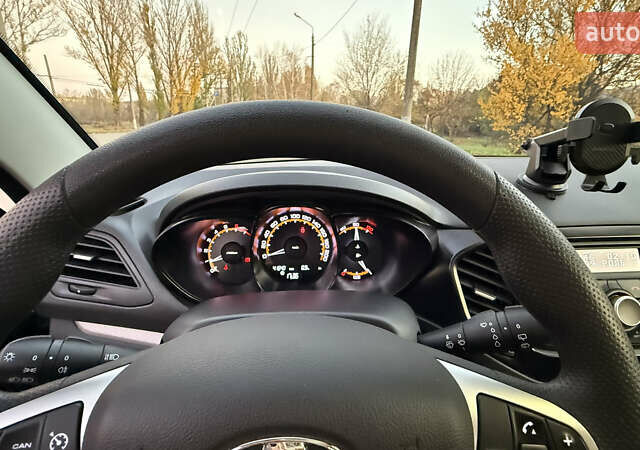 Сірий ВАЗ Веста, об'ємом двигуна 1.6 л та пробігом 42 тис. км за 9800 $, фото 8 на Automoto.ua