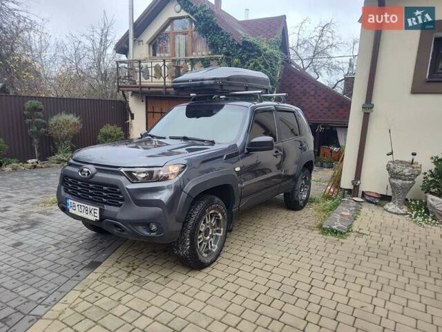 Білий ВАЗ Niva Travel, об'ємом двигуна 1.69 л та пробігом 38 тис. км за 12500 $, фото 11 на Automoto.ua