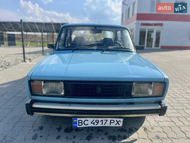 Синий ВАЗ Riva, объемом двигателя 1.3 л и пробегом 18 тыс. км за 750 $, фото 2 на Automoto.ua
