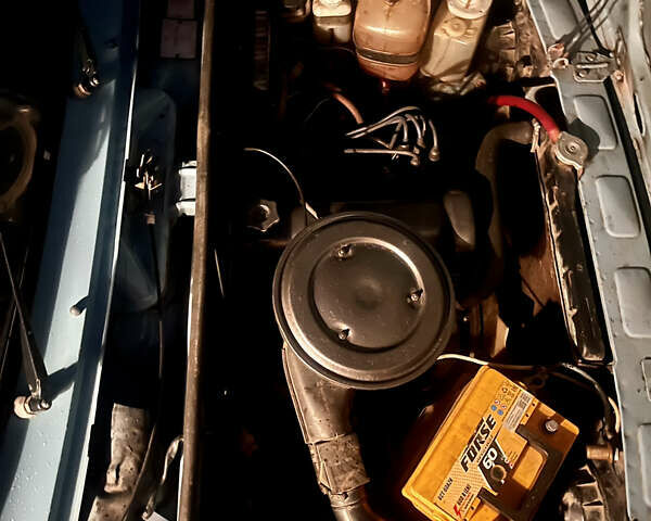 Синий ВАЗ Riva, объемом двигателя 1.3 л и пробегом 18 тыс. км за 750 $, фото 19 на Automoto.ua