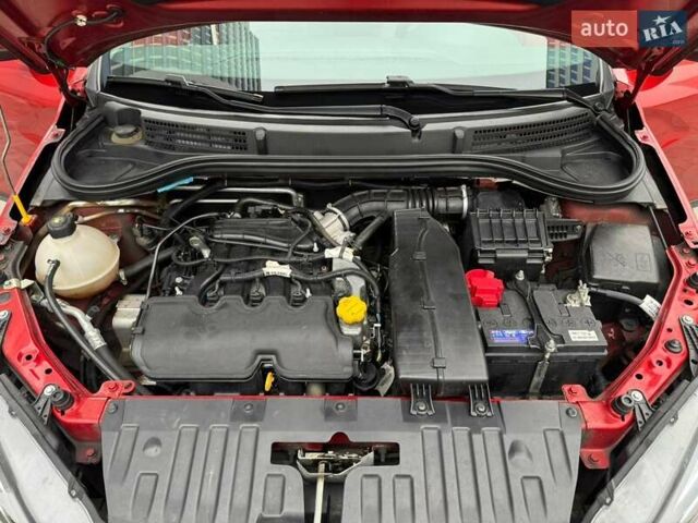 Красный ВАЗ Vesta Cross, объемом двигателя 1.6 л и пробегом 65 тыс. км за 11000 $, фото 23 на Automoto.ua
