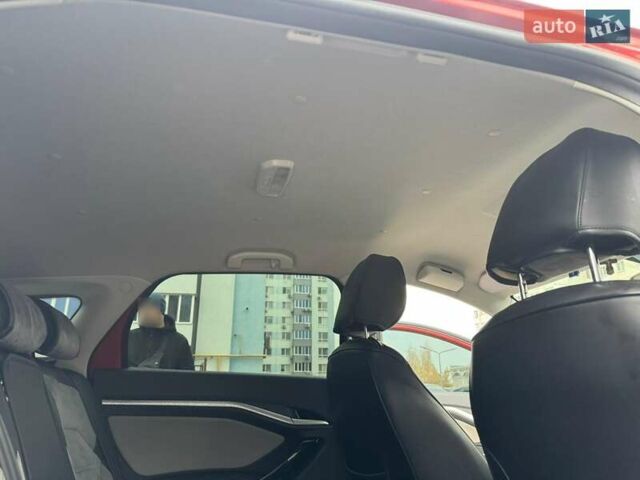 Красный ВАЗ Vesta Cross, объемом двигателя 1.6 л и пробегом 65 тыс. км за 11000 $, фото 16 на Automoto.ua