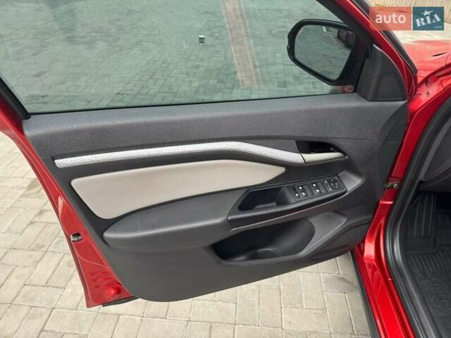 Красный ВАЗ Vesta Cross, объемом двигателя 1.6 л и пробегом 65 тыс. км за 11000 $, фото 8 на Automoto.ua