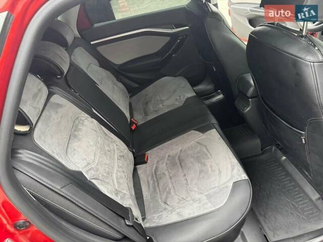 Красный ВАЗ Vesta Cross, объемом двигателя 1.6 л и пробегом 65 тыс. км за 11000 $, фото 14 на Automoto.ua