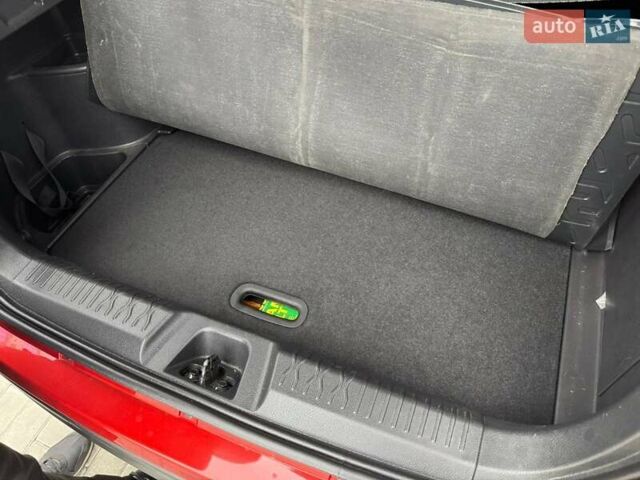 Красный ВАЗ Vesta Cross, объемом двигателя 1.6 л и пробегом 65 тыс. км за 11000 $, фото 18 на Automoto.ua