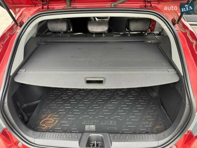 Красный ВАЗ Vesta Cross, объемом двигателя 1.6 л и пробегом 65 тыс. км за 11000 $, фото 19 на Automoto.ua