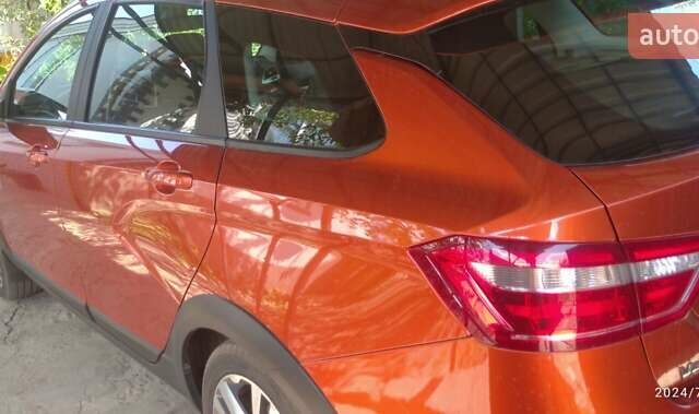 Оранжевый ВАЗ Vesta Cross, объемом двигателя 1.8 л и пробегом 9 тыс. км за 10500 $, фото 16 на Automoto.ua