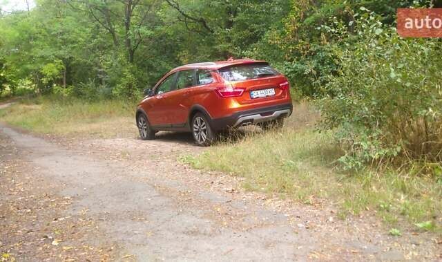 Оранжевый ВАЗ Vesta Cross, объемом двигателя 1.8 л и пробегом 9 тыс. км за 10500 $, фото 9 на Automoto.ua