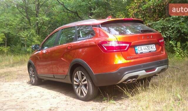 Оранжевый ВАЗ Vesta Cross, объемом двигателя 1.8 л и пробегом 9 тыс. км за 10500 $, фото 8 на Automoto.ua