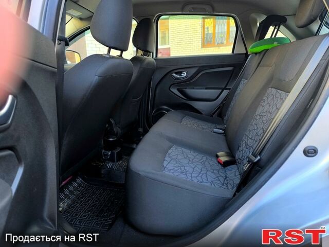 Сірий ВАЗ X-RAY, об'ємом двигуна 1.6 л та пробігом 32 тис. км за 9900 $, фото 4 на Automoto.ua