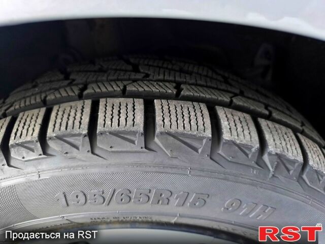 Сірий ВАЗ X-RAY, об'ємом двигуна 1.6 л та пробігом 32 тис. км за 9900 $, фото 7 на Automoto.ua