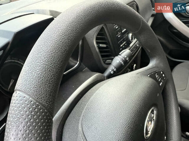 Белый ВАЗ XRay, объемом двигателя 1.8 л и пробегом 53 тыс. км за 7900 $, фото 16 на Automoto.ua