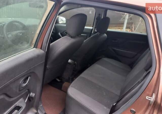 Коричневий ВАЗ XRay, об'ємом двигуна 1.6 л та пробігом 42 тис. км за 9000 $, фото 4 на Automoto.ua